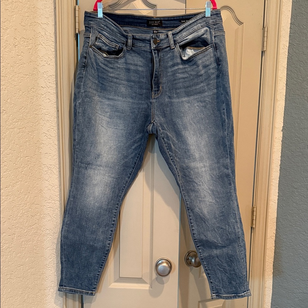 Judy Blue Light Wash Boyfriend Jeans
